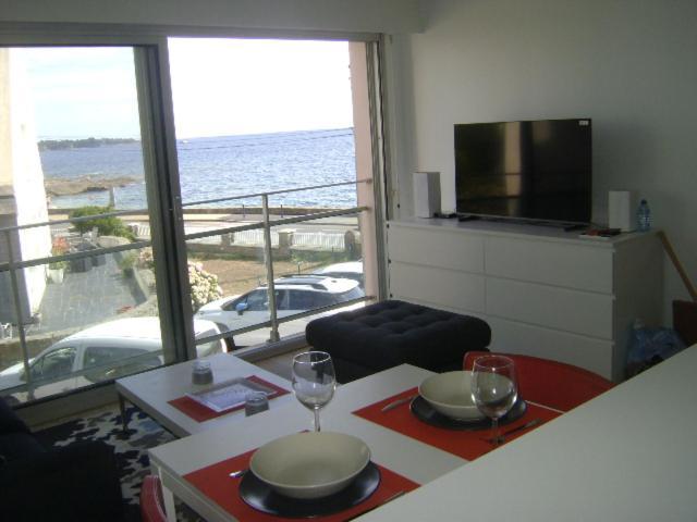 Votre Vue, La Mer, Les Bateaux !!! Wir Sprechen Flieben Deutsch, Touristentipps, We Speak English 콩카르노 외부 사진